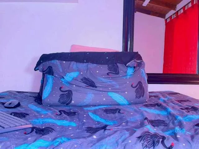 Freechat ale-evanz on BongaCams