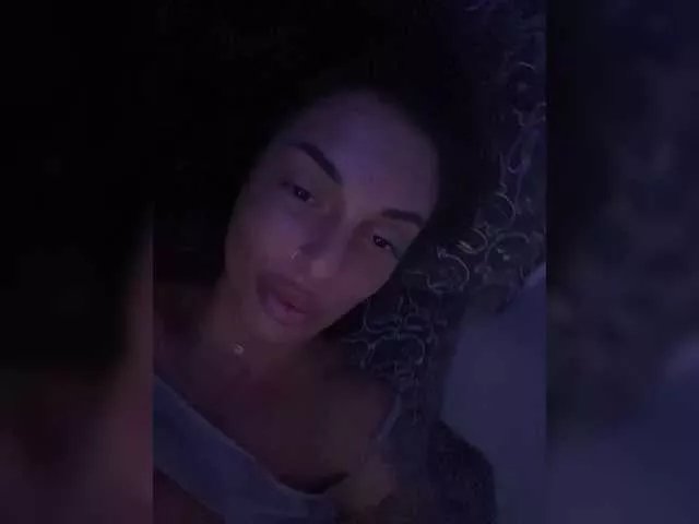 Freechat AlexMir69 on BongaCams