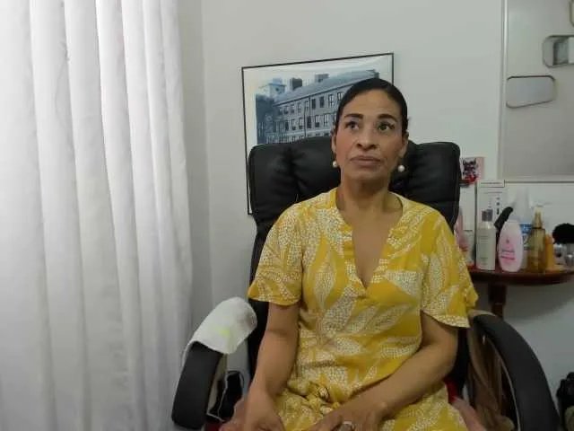 Freechat Aries-Mature on BongaCams