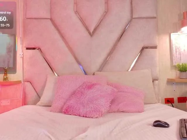 Freechat Ashley-Pink on BongaCams