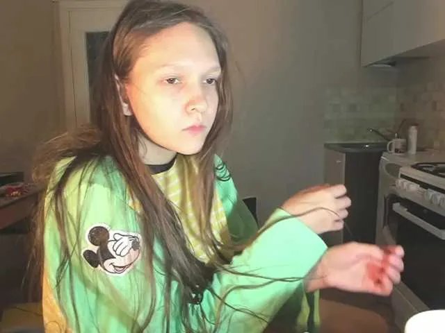 Freechat Cute-Lolly on BongaCams