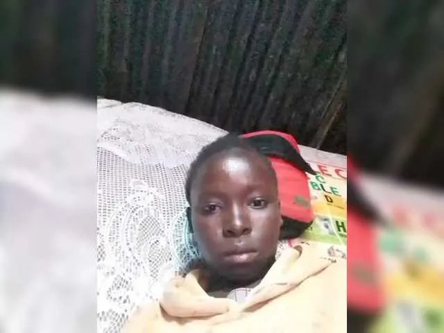 Freechat DivineAssGoddess on BongaCams