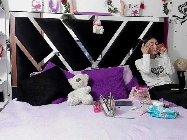 Freechat Dreamgirlss on BongaCams