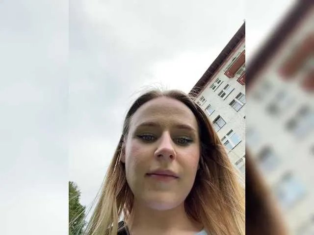 Freechat elegantbabe on BongaCams