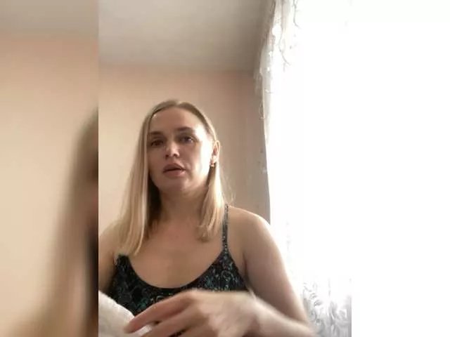 ElenCarr on BongaCams 