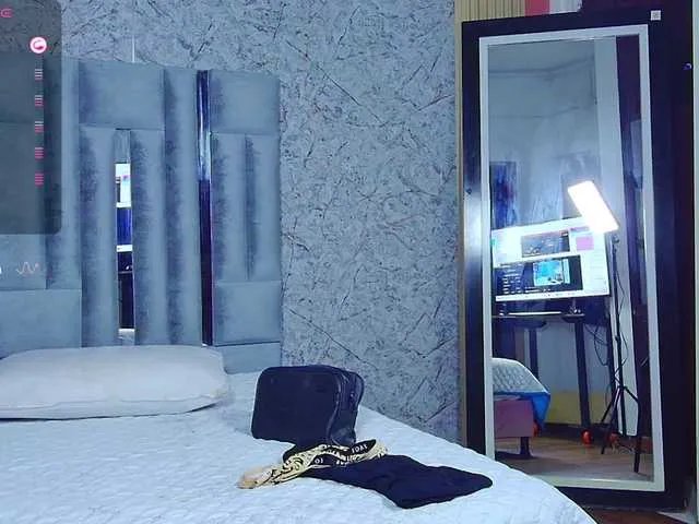 Freechat indianbeautiful on BongaCams