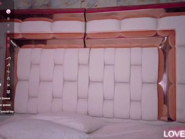 Freechat Indiancutiie on BongaCams