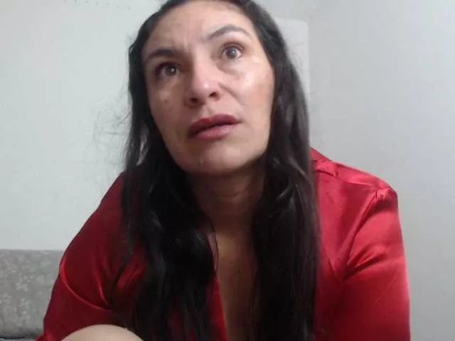 Freechat Ivannacrazy1 on BongaCams