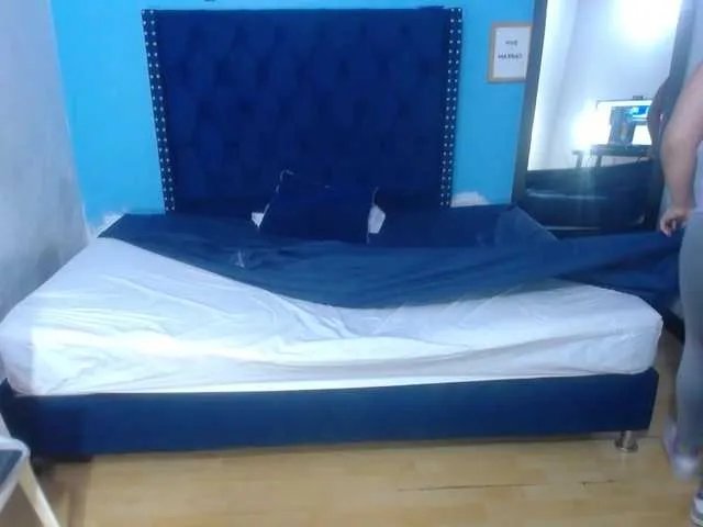 Freechat kinky-redhead18 on BongaCams