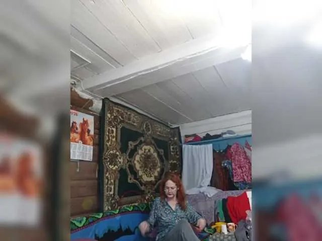 Freechat Madam-oss on BongaCams