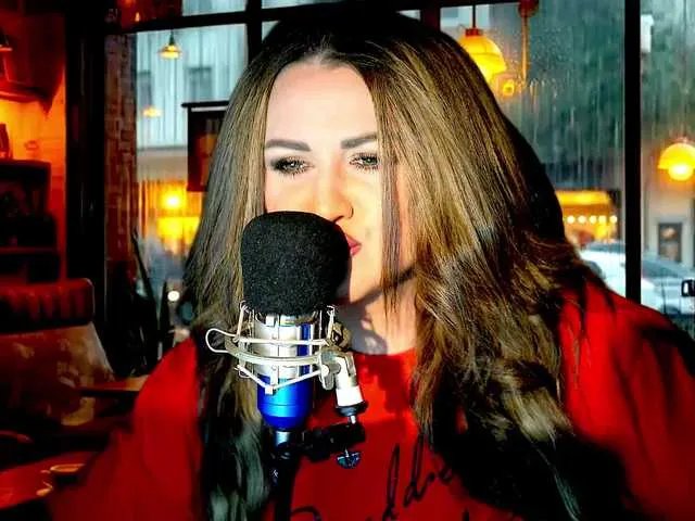 Freechat mesaland on BongaCams