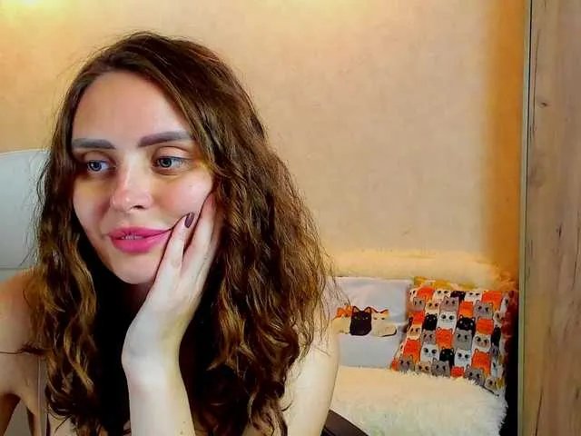 Freechat miagrantes on BongaCams