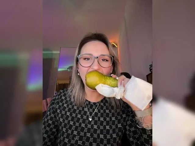 Freechat Miss-Fetish on BongaCams