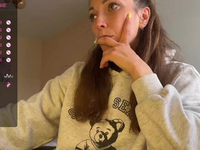 Freechat Naughty-Mari on BongaCams