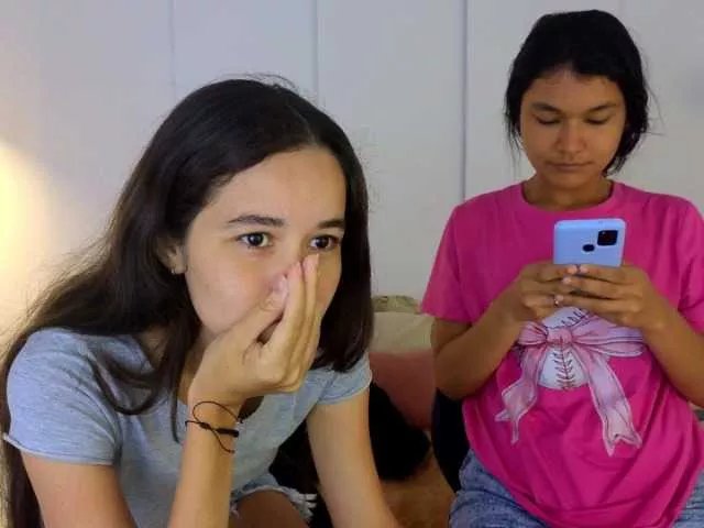 Freechat sexychanell-1 on BongaCams