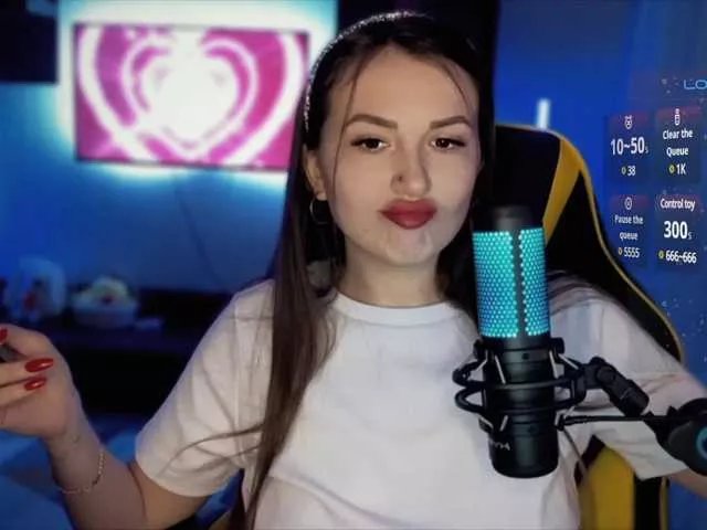 Freechat Supergirl7771 on BongaCams