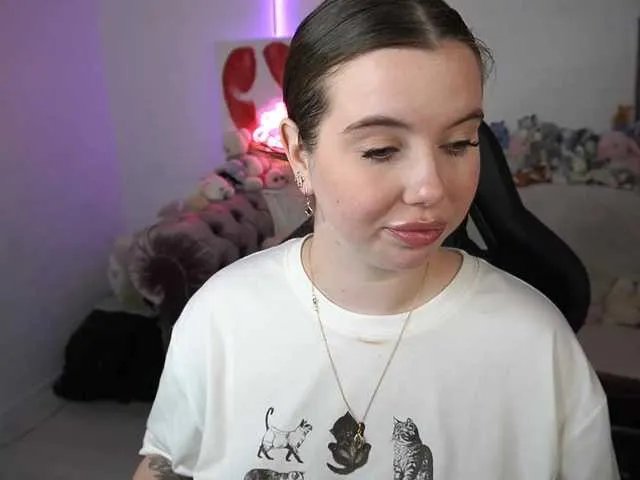 Freechat YourSecretDesire on BongaCams