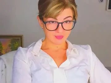 Away _comefeelme_ on Chaturbate