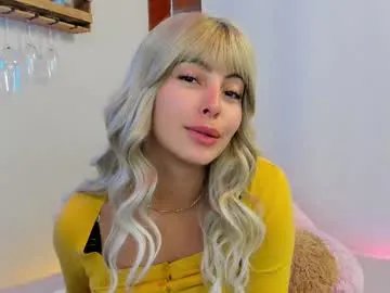 Freechat _hottie__ on Chaturbate