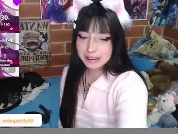 Freechat alexa19pretty on Chaturbate