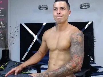 Freechat andres_clark on Chaturbate