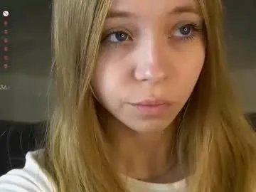 Freechat annettaregino on Chaturbate