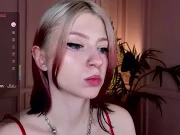 Freechat arielabradberry on Chaturbate