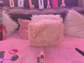 Freechat atenea_klett_ on Chaturbate