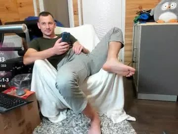 Freechat bigsshark on Chaturbate