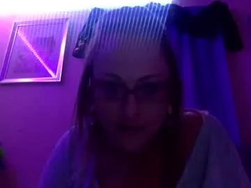Freechat bossmomma on Chaturbate