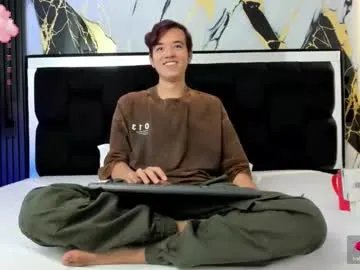 Freechat bunny_maxxi on Chaturbate