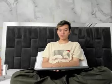 Freechat bunny_maxxi on Chaturbate