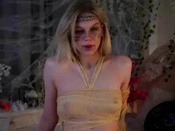 Freechat burnletitallburn on Chaturbate