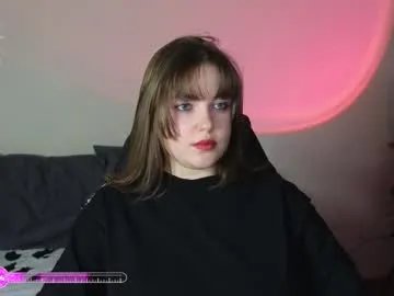 Freechat cute_junk on Chaturbate