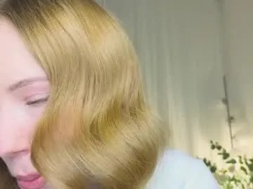 Freechat cuute_angell on Chaturbate