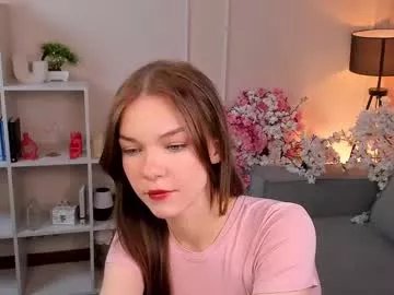 Freechat cwenbrayton on Chaturbate