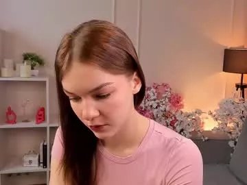 Freechat cwenbrayton on Chaturbate