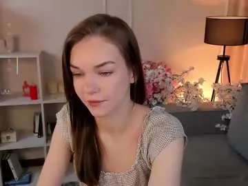 Freechat cwenbrayton on Chaturbate