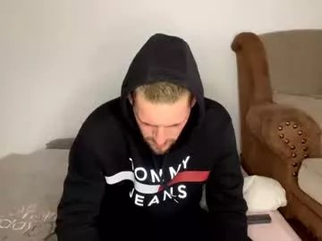 Freechat d3niis77 on Chaturbate