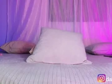 Freechat daani_hott on Chaturbate