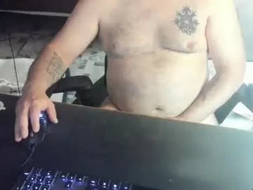 Freechat dadbodfatrod on Chaturbate
