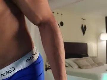 Freechat danteestone on Chaturbate