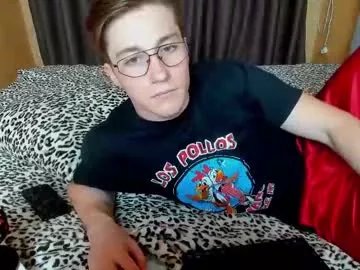 Freechat deni_boy99 on Chaturbate