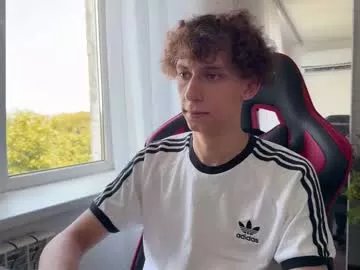 Freechat denobluora on Chaturbate