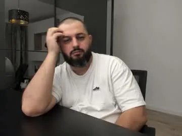 Freechat dravenpeak on Chaturbate