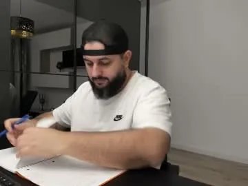 Freechat dravenpeak on Chaturbate