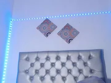 Freechat ebonny_stallion on Chaturbate