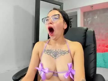 Freechat elisa_collins on Chaturbate