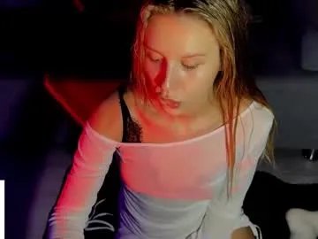 Freechat elysia_xo on Chaturbate