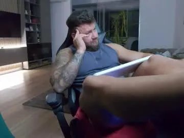 Freechat enrikoblue on Chaturbate